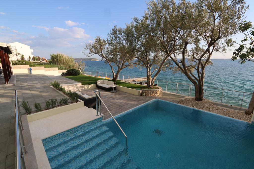 Hotel Vila 4M Ražanac المظهر الخارجي الصورة