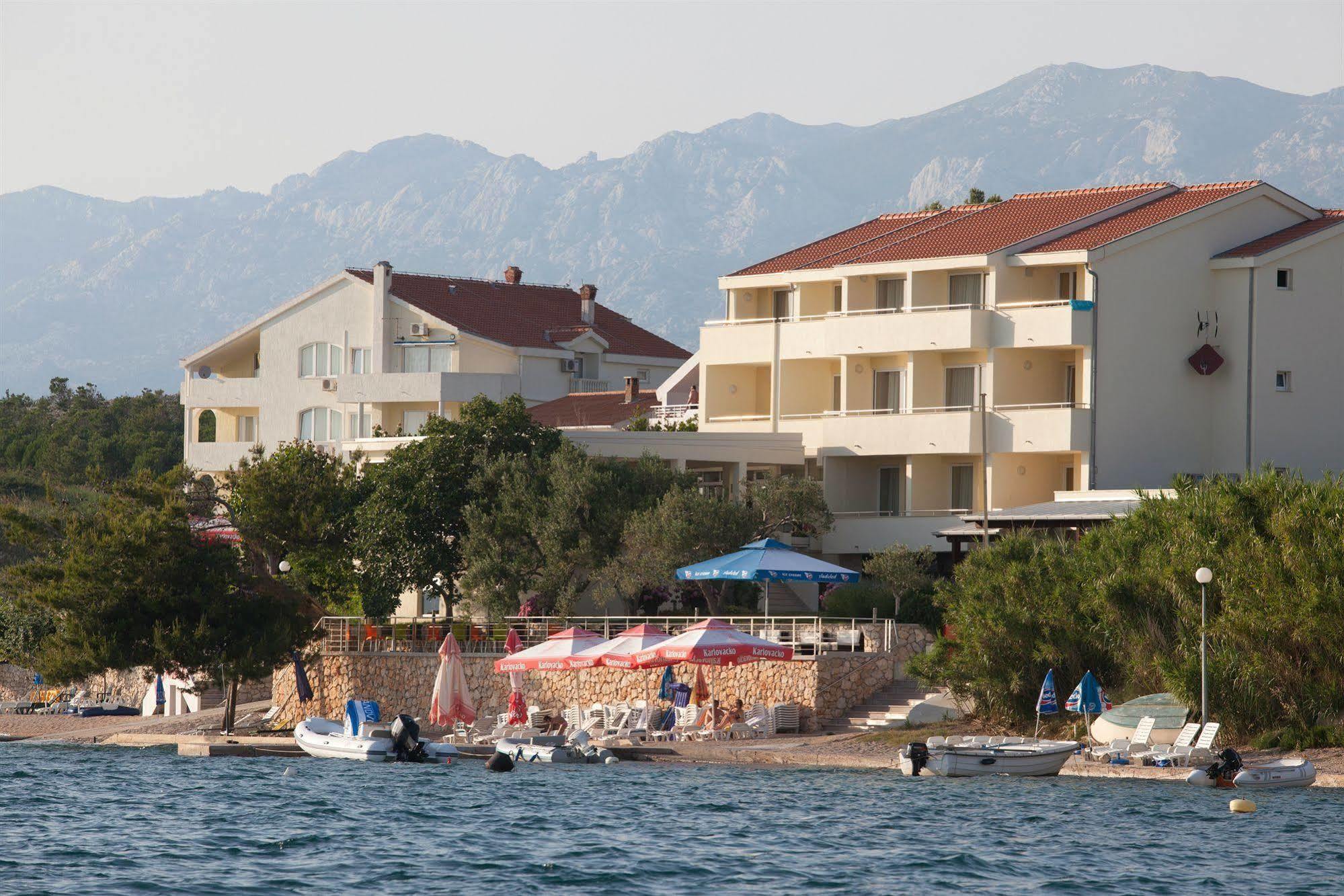 Hotel Vila 4M Ražanac المظهر الخارجي الصورة