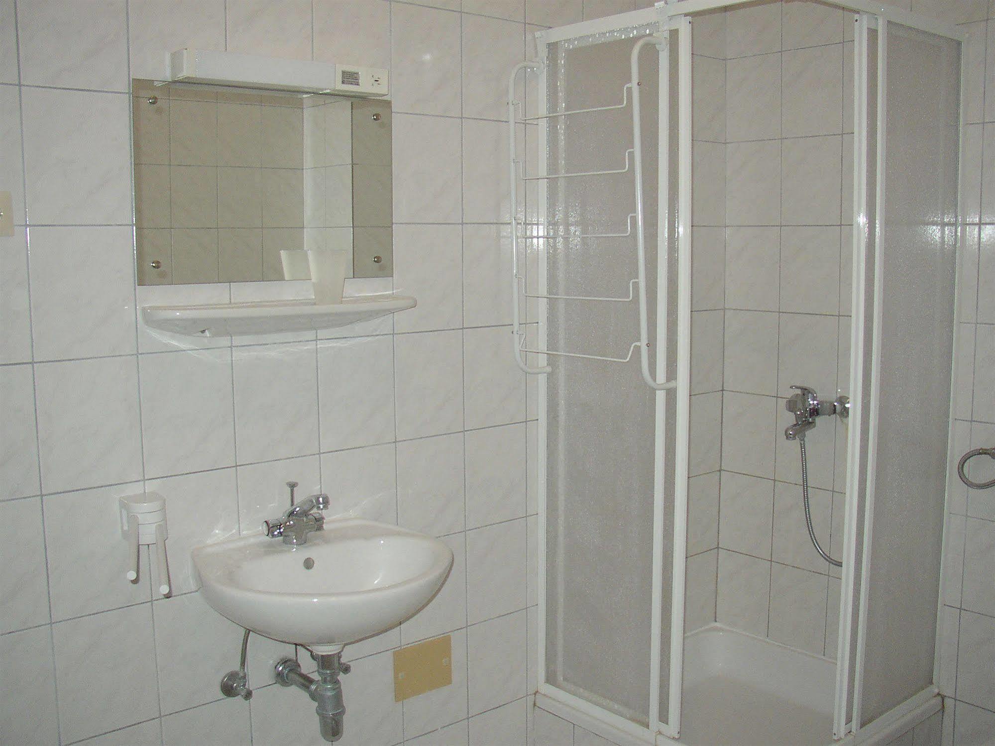 Hotel Vila 4M Ražanac المظهر الخارجي الصورة