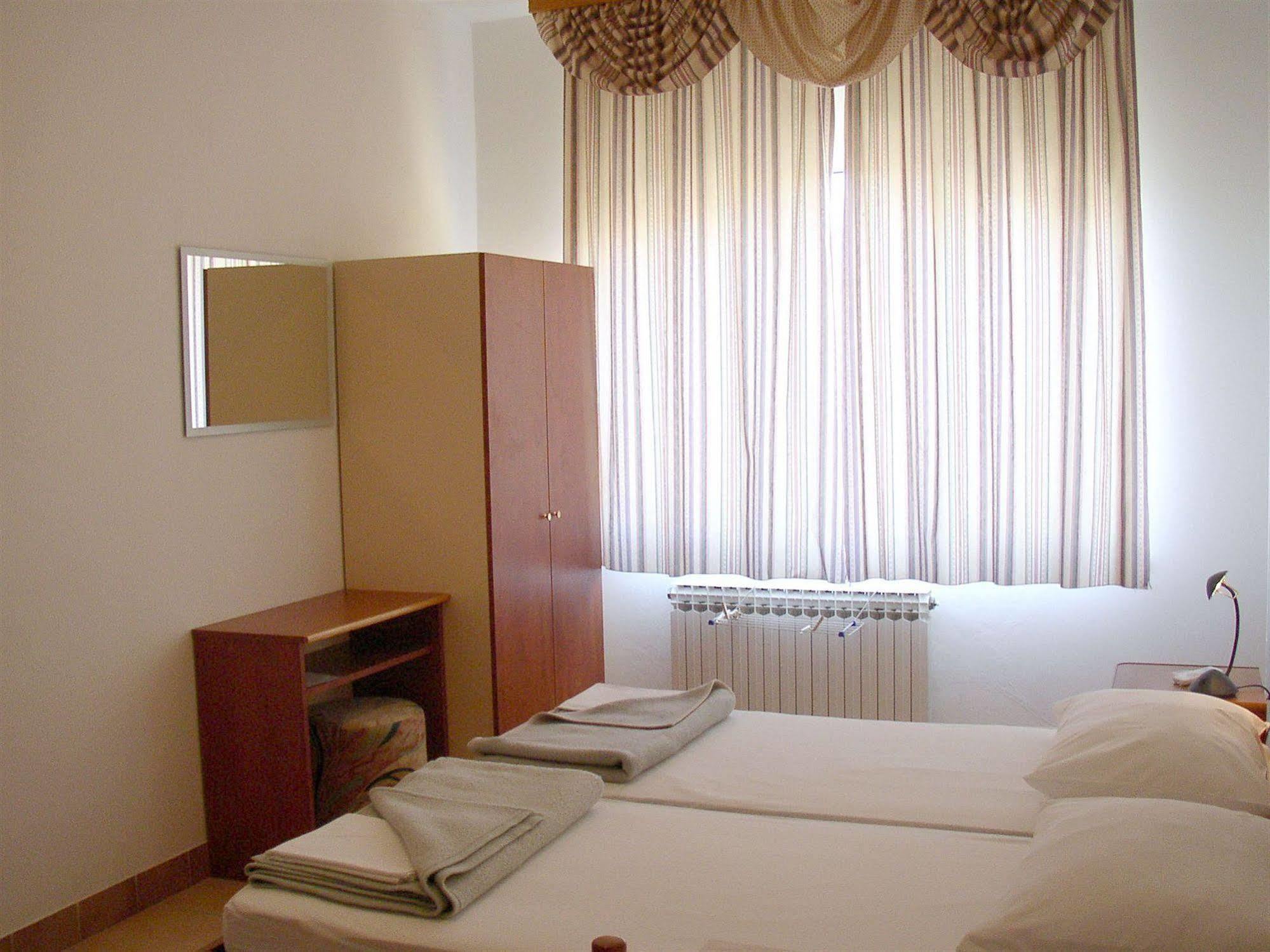 Hotel Vila 4M Ražanac المظهر الخارجي الصورة