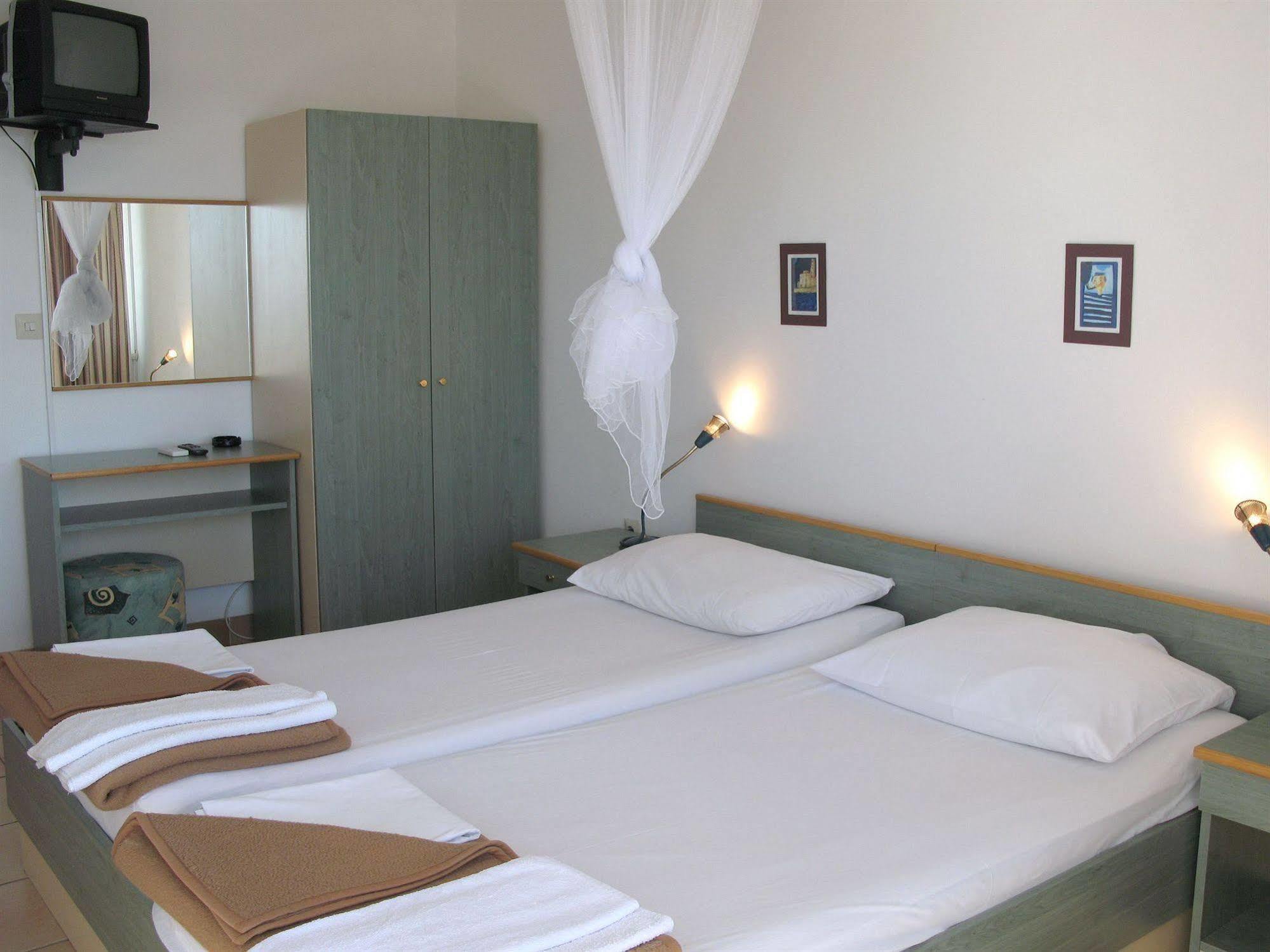 Hotel Vila 4M Ražanac المظهر الخارجي الصورة